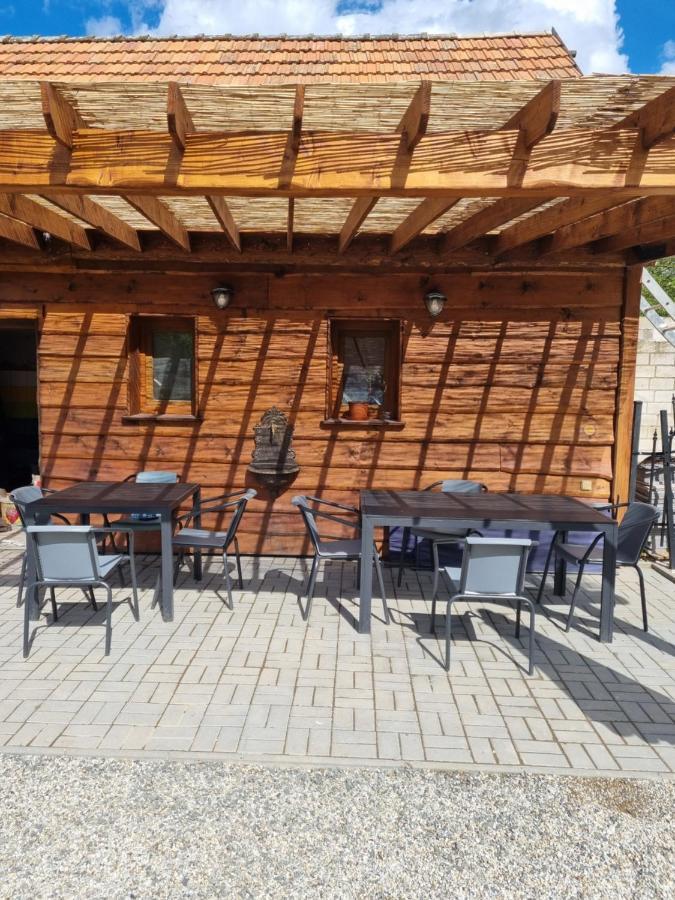 Apartmany Moravia Milovice  Bagian luar foto