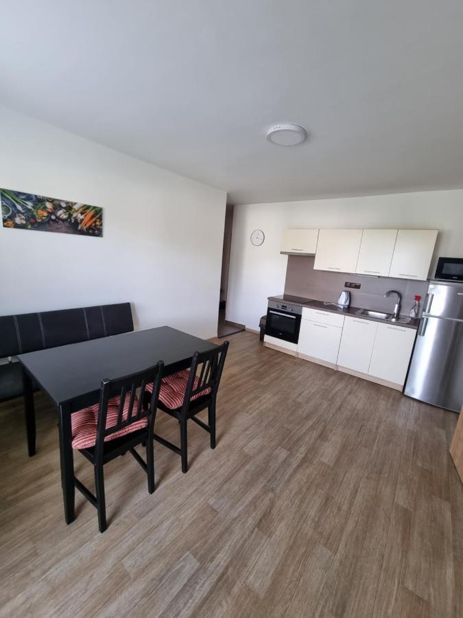 Apartmany Moravia Milovice  Bagian luar foto